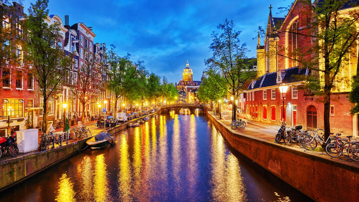 romantic things to do in amsterdam