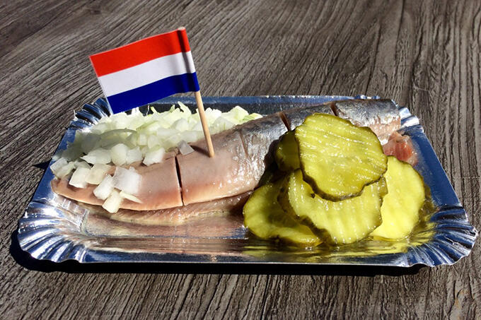 dutch%20food%20guide%20herring.jpg