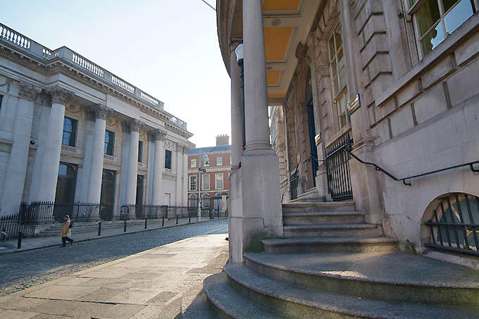 city-hall-walking-tour.jpg