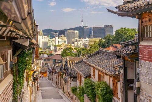 Hilly street in Bukchon Hanok Village, Seoul