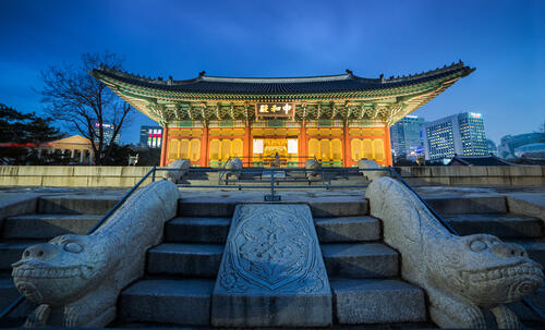 Deoksugung Palace at night, Seoul
