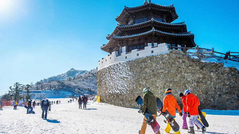 Skiing in Seoul