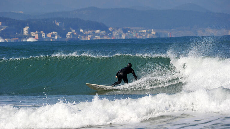 Surfing in Seoul
