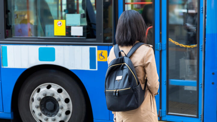 Does Seoul have good public transport?
