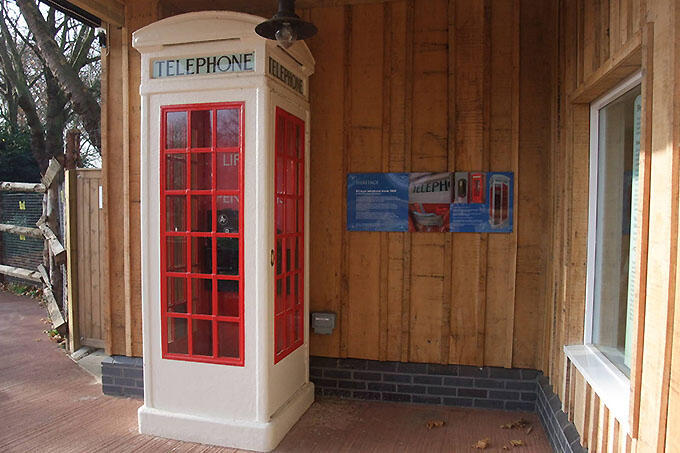 london-facts-phone-box.jpg
