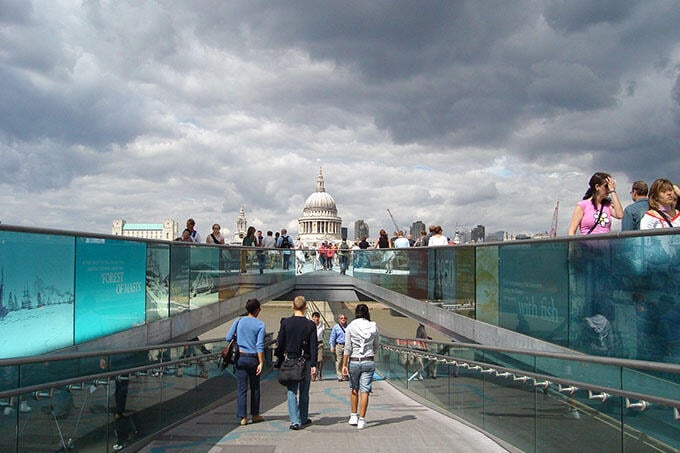 Die Millenium Bridge