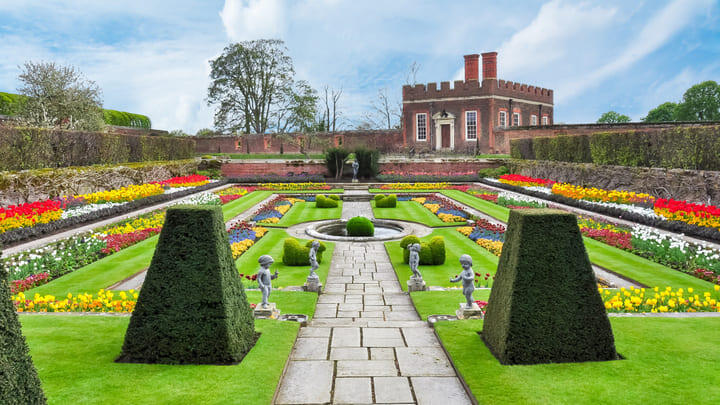 Hampton Court Palace Gardens.