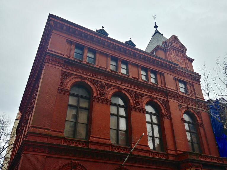 Das Gebäude der historischen Gesellschaft von Brooklyn