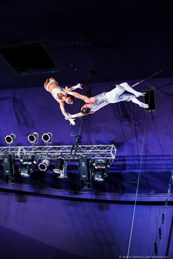 To catch a FREE circus show, head to Circus-Circus right on the Las Vegas Strip