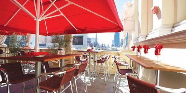 Planet-Hollywood-Restaurant-1