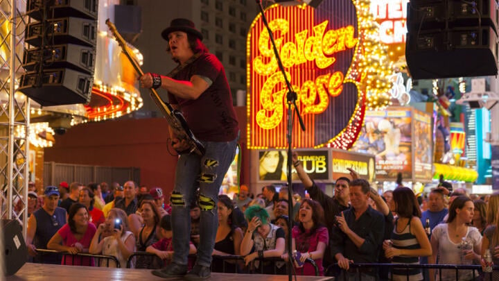 Sugar Ray, Bush to lead New Year's Eve event at Fremont Street