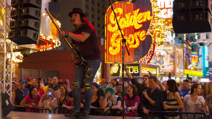 Fremont Street Experience kicks off New Year's celebration