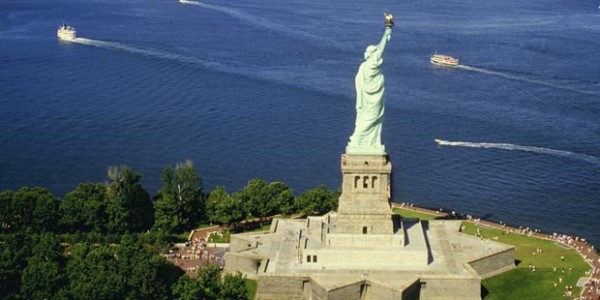 statue-of-liberty-ellis-island-ferry