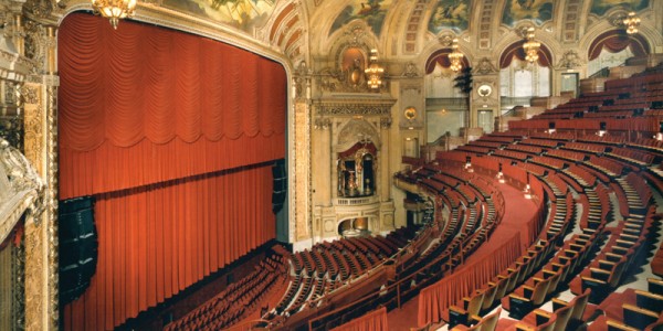 Go on a tour of the famous Chicago Theatre