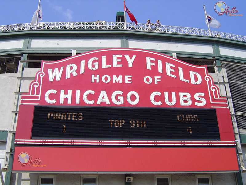chicago cubs wrigley field