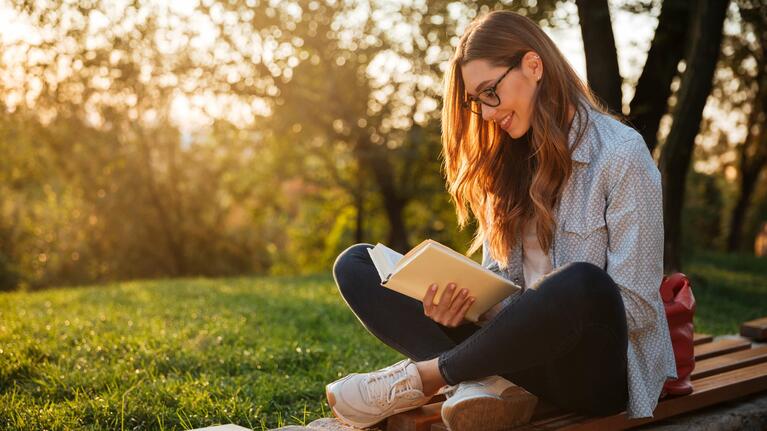 A woman enjoys the green spaces of Chicago