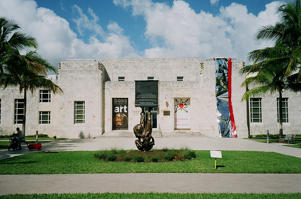 Bass Museum South Beach (12956989905)