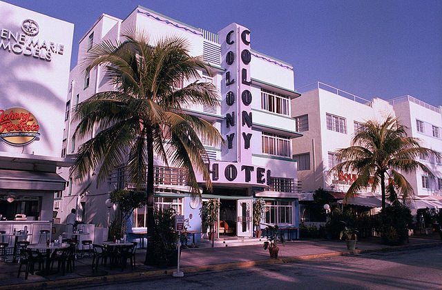 Miami attractions things to do thanksgiving art deco tour