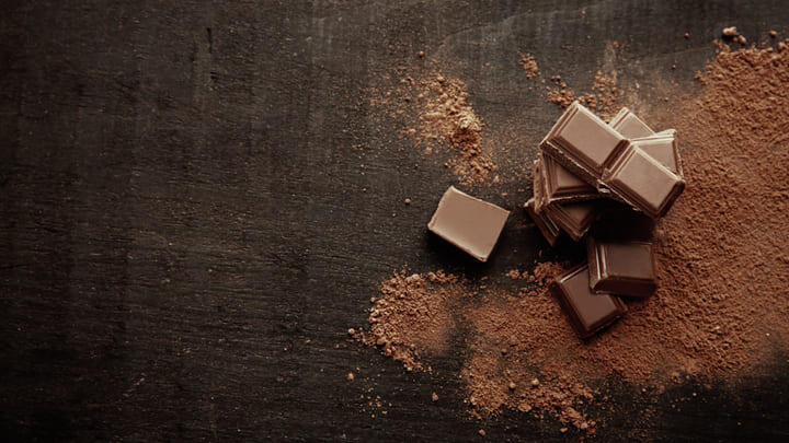 Broken pieces of chocolate bar