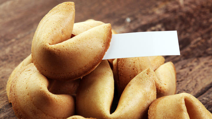 A small pile of Chinese fortune cookies