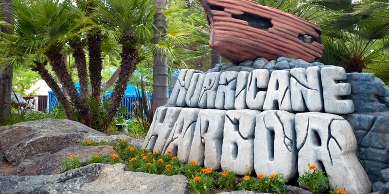 hurricane harbor la go Los Angeles pass