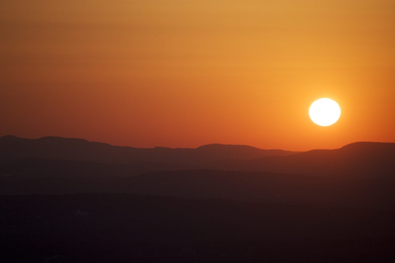 Desert-Sunset-Ramadan-Dubai.jpg Sunset in the desert dubai