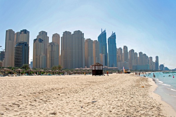 Skyline Dubai Jumeirah Beach. cc0