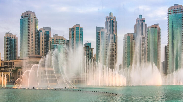 Dubai mall and fountains