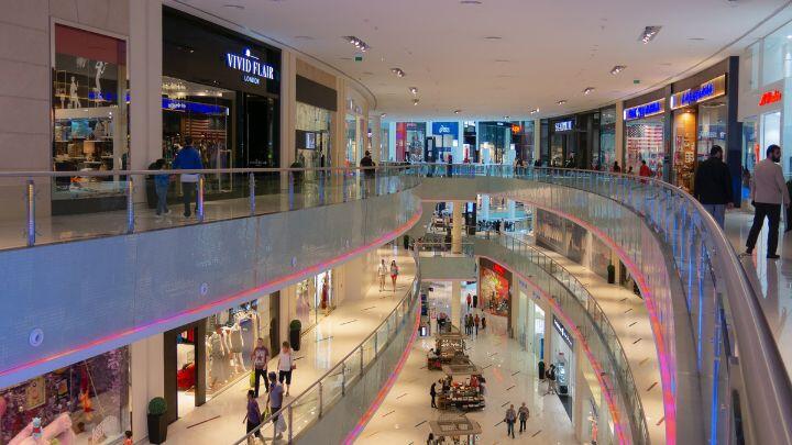 Louis Vuitton Dubai Mall Fashion Avenue Store in Dubai, United