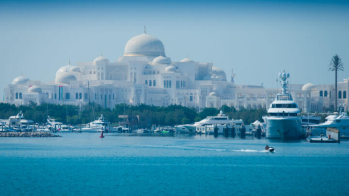 speedboat dubai