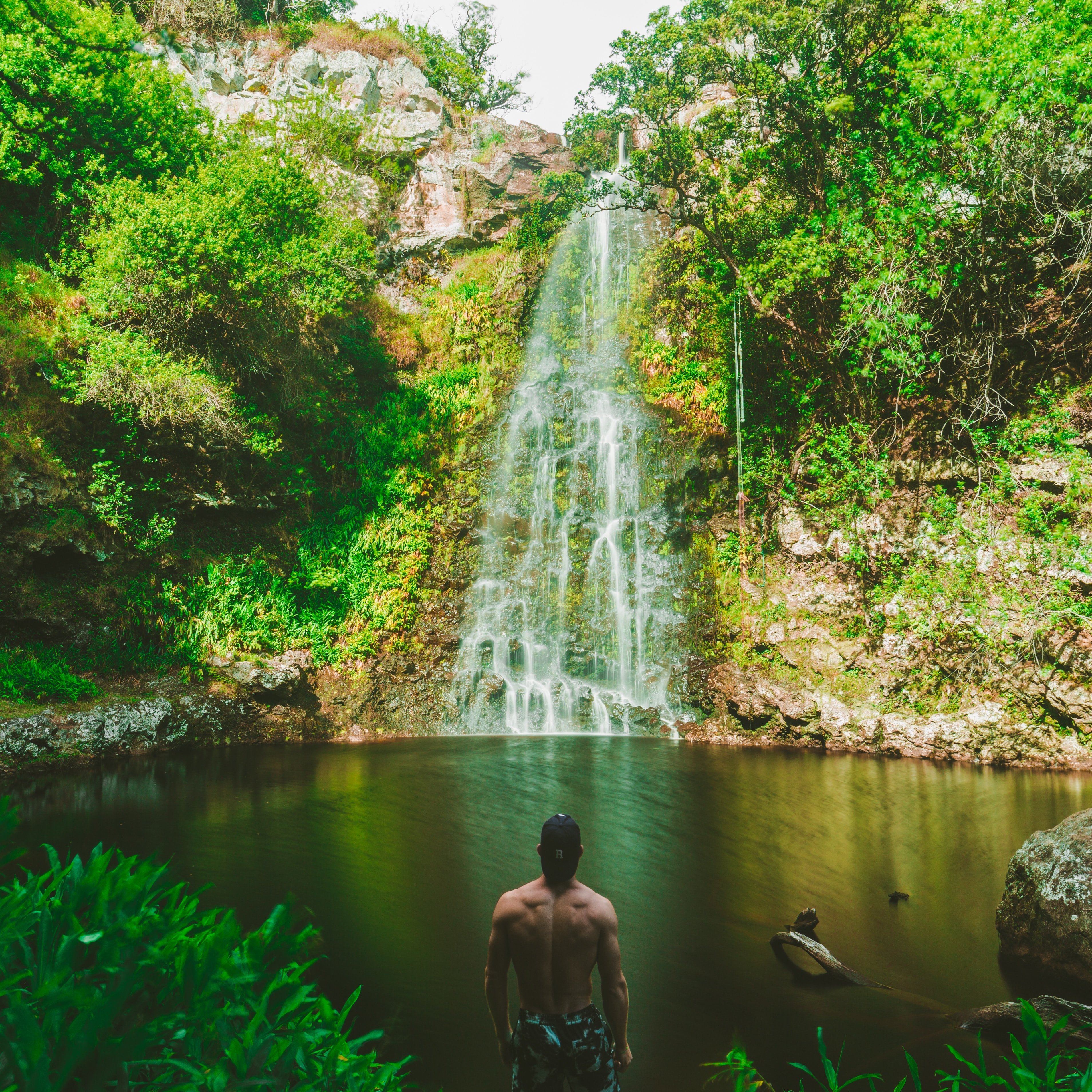 oahu waterfalls hawaii