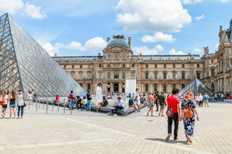Louvre