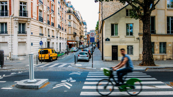 Activités à faire seul à Paris, Top attractions pour un séjour seul dans la capitale
