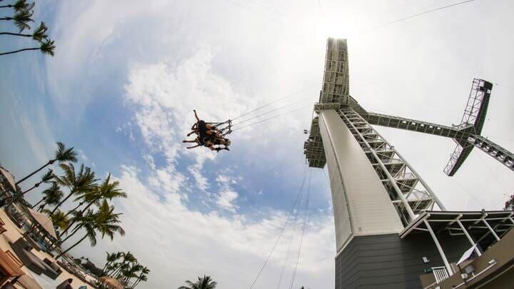 Giant swing