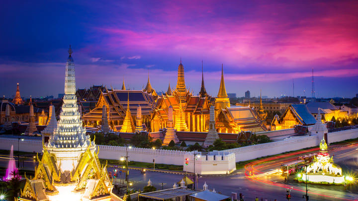 Bangkok's Wat Phra Kaew buddhist temple at sunset