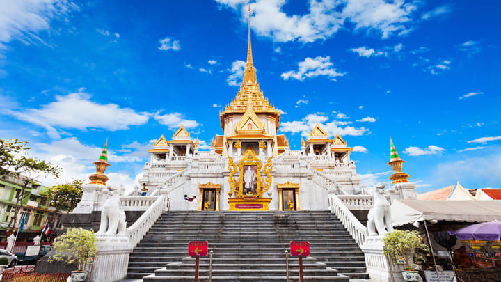 Wat Traimit temple in Chinatown, Bangkok.