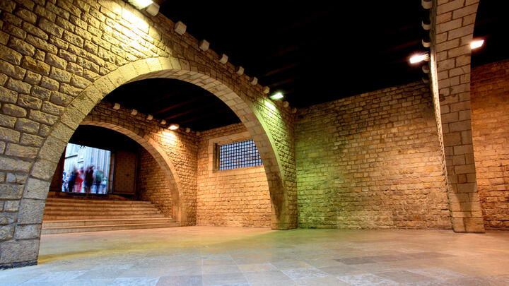 cheap things to do in barcelona