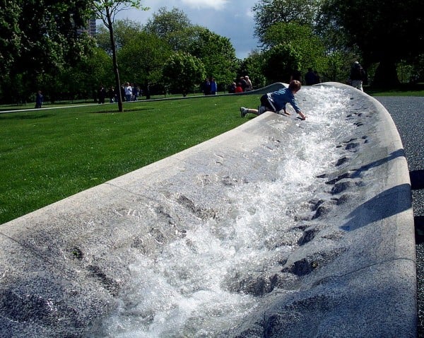 Visit the Princess Diana Memorial Fountain, located in Hyde Park