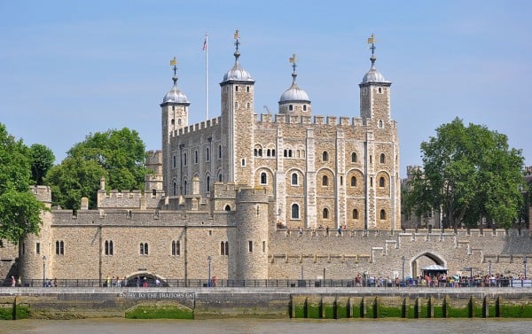 Take a free tour of the Tower of London with admission