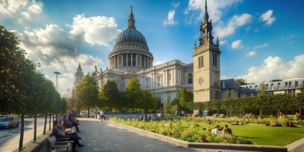 Admission to St. Paul's cathedral includes a 90-minute guided tour and sweeping views of London from the dome