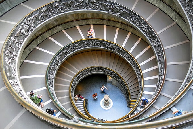 romantic-rome-vatican-museum.jpg